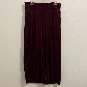 Anthropologie Burgundy Velvet Cropped Pants